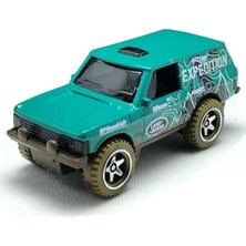 Cekar Store Hot Wheels - Range Rover Classic - Mud Studs 4/5 - HCT76 - Short Card - Land Rover - Bfgoodrich - Mattel 2022