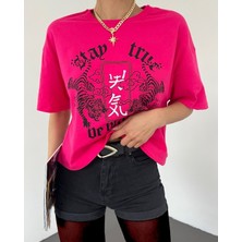 Moda Morfo Yuvarlak Yaka Baskılı Crop Tişort -Pembe