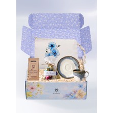 Cihania Store Özel Gün Mavi Çiçekli Kutu-Kahve Fincanı Seti, Bez Çanta, Türk Kahvesi, Lavi Çikolata