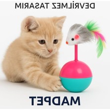 Cekar Store Kedi Oyuncağı – Devrilmez Denge Topu ve Tüy Kuyruklu Fare – Hareketli Interaktif Kedi Topu – Yavru ve Yetişkin Kediler Için – 14 cm x 8 cm – 1 Adet
