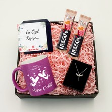 As Gift Anneler Gününe Özel Kişiye Özel Simli Mor Kupa & Gümüş Kaplama Melek Kolye & Nescafe Kahve Hediye Seti