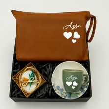 As Gift Kişiye Özel Kahverengi Makyaj Çantası & Haki Fincan &  Kokulu Sabun Hediye Seti