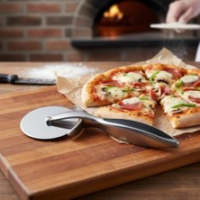 Mabeyn Deconox Paslanmaz Çelik Pizza Dilimleyici ve Kesici - Ergonomik Saplı Profesyonel Hamur Kesme Bıçağı - Parmak Koruyuculu Keskin Döner Bıçak