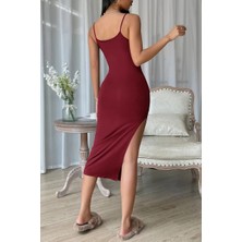 Modenya Kadın Bordo Yırtmaçlı Diz Altı Vücüdu Saran Gecelik