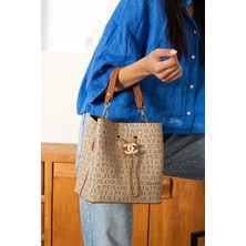 Just Polo Kadın Orta Boy Ayarlanabilir Askılı El ve Omuz Çantası Ebat: 22 x 23 cm Shopper