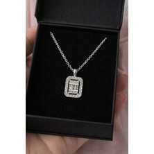 Zey Parıltı Baget Zirkon Taşlı Dikdörtgen Kolye