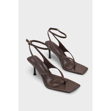 Capone Outfitters Suzie Kadın Parmak Arası Sandalet