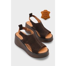 Capone Outfitters Brena Hakiki Süet Çapraz Bantlı Dolgu Topuk Kadın Sandalet