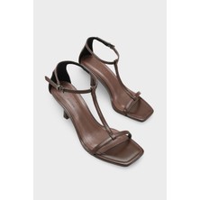 Capone Outfitters Dalia Orta Topuklu Bilekten Bantlı Kadın Sandalet