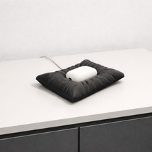 Modela Airpods Şarj Standı Yastık Tasarım | Magsafe Uyumlu Şarj Yuvası | Dekoratif Masaüstü Organizer