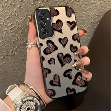 Ucuc Samsung Galaxy A24 Uyumlu Sert Akrilik Arka Silikon Kenar Lens Koruma Şık Baskı Kılıf