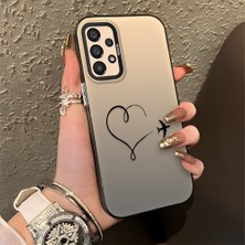 Ucuc Samsung Galaxy A33 Uyumlu Sert Akrilik Arka Silikon Kenar Lens Koruma Şık Baskı Kılıf
