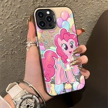 Ucuc iPhone 15 Pro Max Uyumlu Sert Akrilik Arka Silikon Kenar Lens Koruma Şık Baskı Kılıf