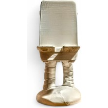 Aquanix Masanızda Bir Apollo Görevi: Detaylı Apollo A7-L Astronot Figürü ve Telefon Standı