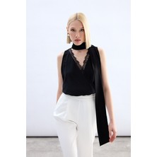 Benevento Clothing Dantel Detaylı Bodysuit Bluz
