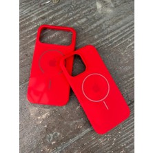 Madam Case Iphone 17 Pro Max Uyumlu  Kırmızı Renk M-Safe Özellikli Silinebilir  Kir Tutmayan Içi Kadife Lansman Kılıflar