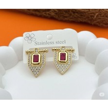 Famemus Accessory Renkli Kırmızı Taş Detaylı Çelik Küpe