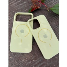 Madam Case Iphone 12 Uyumlu Sarı Renk M-Safe Özellikli Silinebilir  Kir Tutmayan Içi Kadife Lansman Kılıflar