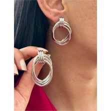 Famemus Accessory Dolanık Halka Tasarımlı Çelik Küpe