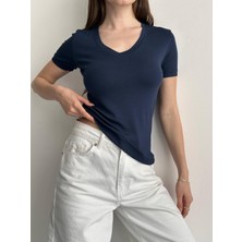 Betnur Kadın V Yaka Rahat Esnek Modal Kumaş Bluz Bady