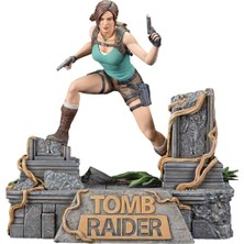 Dark Horse Tomb Raider: Lara Croft  Heykeli