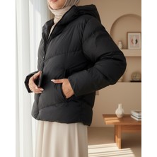 Moda Morfo Sabit Kapşonlu Fermuarlı Kışlık Mont -Siyah