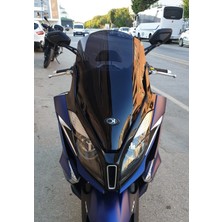 Motocam Kymco Downtown 250I Ön Cam 2016-2026-2026 Model 61CM Siyah Renkli 4mm Orijinal Boylu