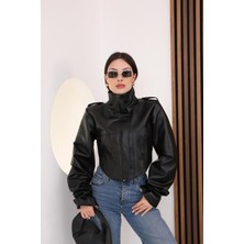 Famoda Dik Yaka Korse Detaylı Motorcu Crop Kadın Deri Ceket