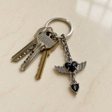 Herşey Nota Gotik Kanatlı Siyah Kalp Figürlü Metal Anahtarlık Unisex Aksesuar