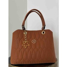 Nira Şık ve Kullanışlı Kadın Omuz Çantası