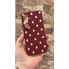 Vip Case Samsung Galaxy S26 Uyumlu Beyaz Papatya Desenli Silikon Darbe Emici Klasik Korumalı Rubber Kılıf