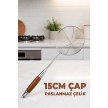 Destpak 15CM Yağ Kevgiri - Haşlama Kevgiri - Süzgeç - Paslanmaz Çelik - Geniş Delikli Kevgir - Ahşap Sap