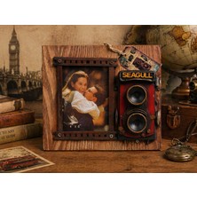 Teknohediyem Vintage Fotoğraf Makinesi Temalı Dekoratif Çerçeve – El Yapımı Ahşap & Metal Eskitme Duvar Dekoru 24X20 cm