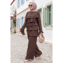 Ebru Tesettür Kat Kat Fırfırlı Tunik Pantolon Ikili Takım Kahve