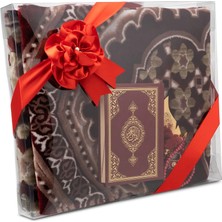 Hayrat Neşriyat Kadife Seccade (120X70) + Tesbih + Zikirmatik + Ayraç + Çanta Boy Kuran Hediye Seti (Bordo)