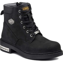 Scooter Erkek Bot Siyah Nubuk 44 Numara Deri Malzeme ile Rahat Kullanım için Tasarlandı M5121