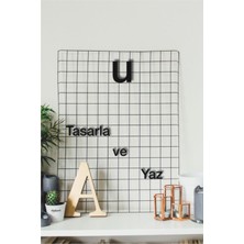Özgürce Küçük U Harfi Yazısı, Helvetica Fontlu, Duvar Dekoru, Şık Tasarım