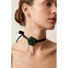 Petek Aksesuar Parlak Taşlı Çiçek Choker Kolye