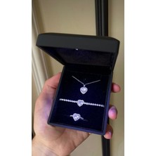 Sepetten Eve 3 Lü Kalpli Yüzük Kolye Bileklik Seti 316L Çelik Işıklı Kutuda Şık Tasarım