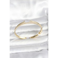 Yıldız Ticaret Mey Ithalat® Pirinç Gold Renk Zirkon Taşlı Çivi Model Kadın Kelepçe Bileklik