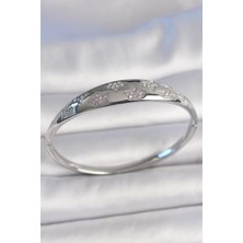 Yıldız Ticaret Mey Ithalat® Pirinç Gümüş Renk Zirkon Taşlı Yıldız Işlemeli Kadın Kelepçe