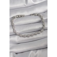 Yıldız Ticaret Mey Ithalat® Pirinç Gümüş Renk Zirkon Taşlı Damla Model Vıp Seri Kadın Bileklik