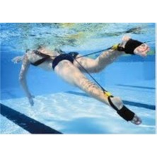 Özgürce Yüzücü Ayak Vuruşu, Performansı Artıran Hafif ve Dayanıklı Tasarım