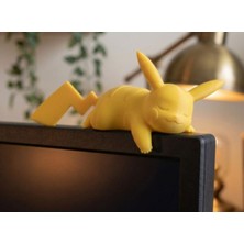 3D Baskı Zamanı Sevimli Uyuyan Sarı Karakter Monitör Figürü – 3D Baskı Ekran Üstü Dekor (Desk Buddy)