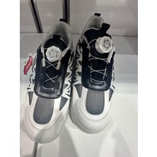 YVZ Patenli Işıklı Spor Ayakkabısı & Tekerlekli Sneakers Paten Ayakkabı Ortopedik Modeli Silikon Teker Saat Hediyeli