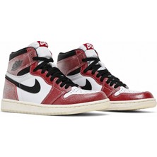 Nike Air Jordan 1 Retro High Trophy Room Chicago