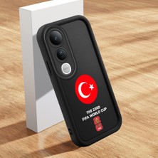 HONTINGA Vivo V50 Lite ile Uyumlu Kılıfı Düşüme Önleyici Basitlik Anti Düşme Kamera Korumali Şirin Kedi 2026 Fifa Dünya Kupası Siyah Desen Yumuşak Silikon Telefon Kılıfı Kadın ve Erkek Için Uygundur K2-0559