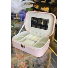 Özgürce Şık ve Şık Deri Aynalı Dekoratif Takı Kutusu ile Düzeninizi Tamamlayın