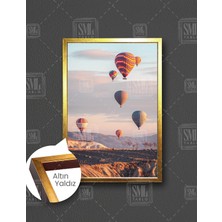 SML Tablo Kapadokya Havada Renkli Sıcak Hava Balonları  Dikey Çerçeveli Kanvas Tablo