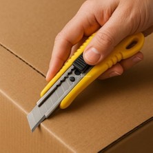 Naque Plastik Bıçağı, Falçata, Kilitlenebilir, Ergonomik Tasarım, Kaymaz Tutma Yüzeyi, Dayanıklı Abs Gövde, Hafif ve Taşınabilir, Askı Delikli, Profesyonel ve Hobi Kullanımı Için Uygun